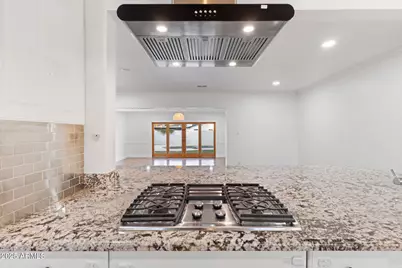 5328 E Pinchot Avenue, Phoenix, AZ 85018 - Photo 6