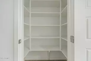 9208 W Sells Dr, Phoenix, AZ 85037 - Photo 14