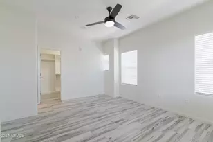 3935 E Rough Rider Rd, Phoenix, AZ 85050 - Photo 12