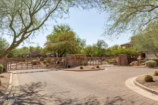 3935 E Rough Rider Rd, Phoenix, AZ 85050 - Photo 22