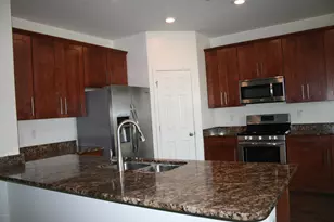 10765 W Bronco Trail, Peoria, AZ 85383 - Photo 10