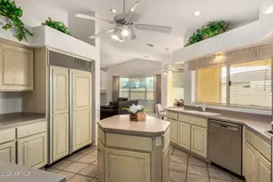 3017 E Rock Wren Rd, Phoenix, AZ 85048 - Photo 10