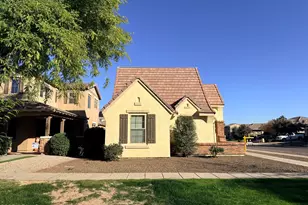 15384 W Dahlia Dr, Surprise, AZ 85379 - Photo 2