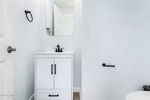 2531 W Cavalry Dr, Phoenix, AZ 85086 - Photo 16