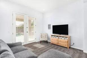 2531 W Cavalry Dr, Phoenix, AZ 85086 - Photo 8