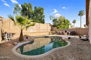 1714 W Hiddenview Dr, Phoenix, AZ 85045 - Photo 26