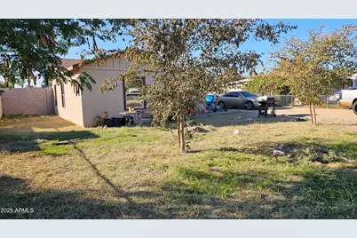 20 S 30th Avenue, Phoenix, AZ 85009 - Photo 2
