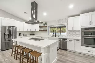 1641 W Evans Dr, Phoenix, AZ 85023 - Photo 2