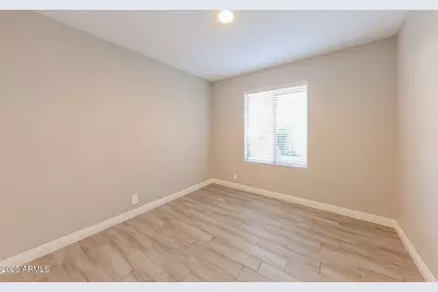 8833 W Monte Vista Road, Phoenix, AZ 85037 - Photo 16