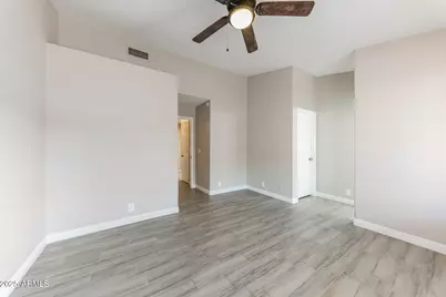 8833 W Monte Vista Road, Phoenix, AZ 85037 - Photo 10