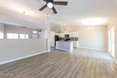 8833 W Monte Vista Road, Phoenix, AZ 85037 - Photo 8