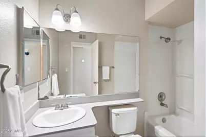 555 N May Street #23, Mesa, AZ 85201 - Photo 2