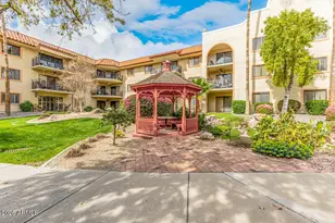 10330 W Thunderbird Blvd, Sun City, AZ 85351 - Photo 24