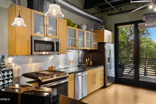 4020 N Scottsdale Rd, Scottsdale, AZ 85251 - Photo 6