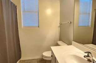 7925 S 24th Way, Phoenix, AZ 85042 - Photo 16
