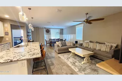 7925 S 24th Way, Phoenix, AZ 85042 - Photo 8