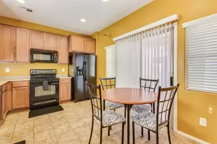 22026 N 103rd Ln, Peoria, AZ 85383 - Photo 4