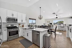 19651 N Bustos Ct, Maricopa, AZ 85138 - Photo 16