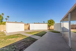 3234 S Allred Dr, Tempe, AZ 85282 - Photo 56