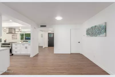 3234 S Allred Drive, Tempe, AZ 85282 - Photo 4