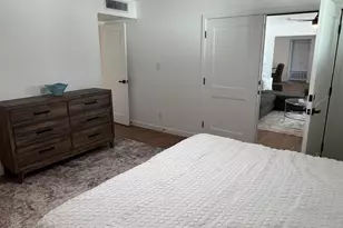 3234 S Allred Dr, Tempe, AZ 85282 - Photo 28