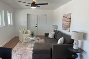 3234 S Allred Dr, Tempe, AZ 85282 - Photo 16