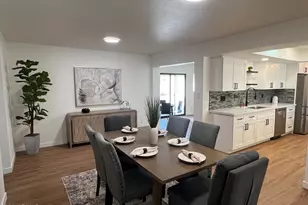 3234 S Allred Dr, Tempe, AZ 85282 - Photo 10