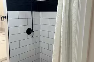 3234 S Allred Dr, Tempe, AZ 85282 - Photo 18