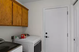 570 S Jackson St, Wickenburg, AZ 85390 - Photo 28