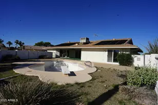 9803 W Pebble Beach Dr, Sun City, AZ 85351 - Photo 26