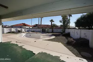 9803 W Pebble Beach Dr, Sun City, AZ 85351 - Photo 24