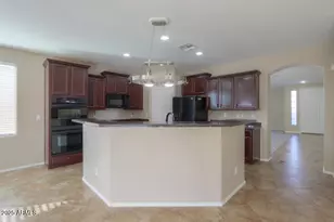 43561 W Snow Dr, Maricopa, AZ 85138 - Photo 10