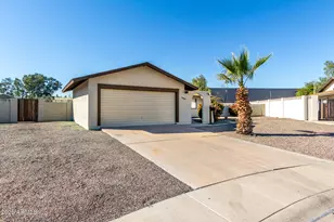 1025 E Greenway Dr, Tempe, AZ 85282 - Photo 2