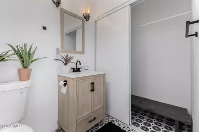 2013 W Windsor Avenue, Phoenix, AZ 85009 - Photo 36