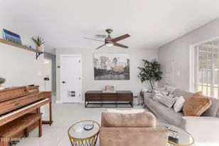 2013 W Windsor Ave, Phoenix, AZ 85009 - Photo 14