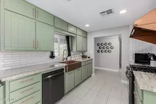 2013 W Windsor Ave, Phoenix, AZ 85009 - Photo 10