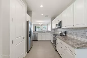 2836 W Havasu Dr, San Tan Valley, AZ 85144 - Photo 16