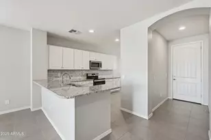 2836 W Havasu Dr, San Tan Valley, AZ 85144 - Photo 14