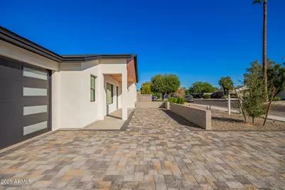 5712 N 11th Place, Phoenix, AZ 85014 - Photo 4