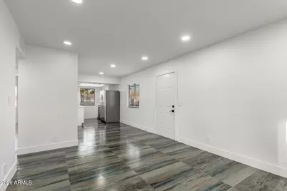 3418 W El Caminito Drive, Phoenix, AZ 85051 - Photo 8