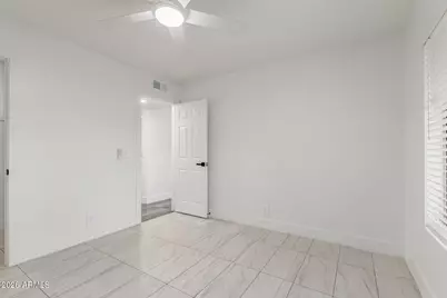 3418 W El Caminito Drive, Phoenix, AZ 85051 - Photo 20