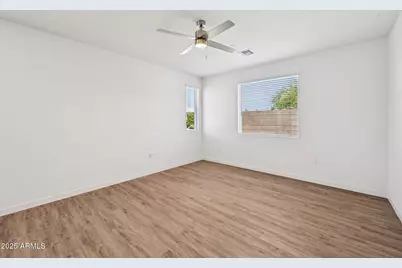 2131 E Jennifer Lynn Way, Phoenix, AZ 85022 - Photo 14