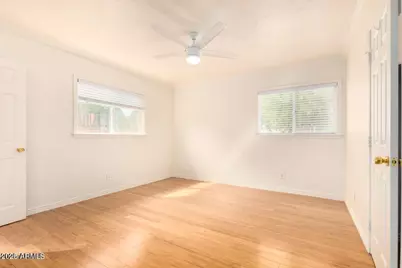 2023 E Clarendon Avenue, Phoenix, AZ 85016 - Photo 20