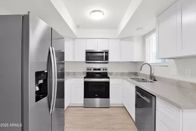 17620 N 17th Place #25, Phoenix, AZ 85022 - Photo 4