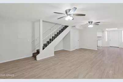 17620 N 17th Place #25, Phoenix, AZ 85022 - Photo 2