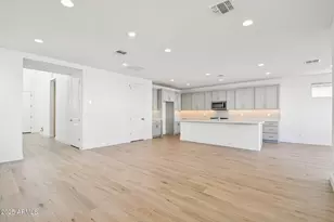 10450 E Upton Ave, Mesa, AZ 85212 - Photo 6