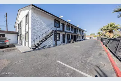 1703 W Mountain View Road #Apt 1, Phoenix, AZ 85021 - Photo 2