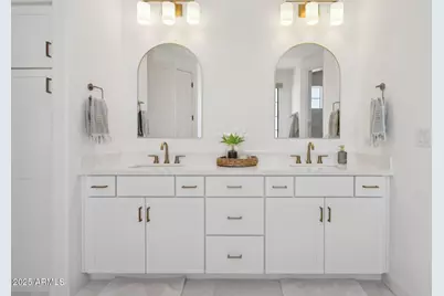 576 E Tanglewood Trail, Phoenix, AZ 85085 - Photo 14