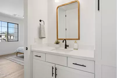 576 E Tanglewood Trail, Phoenix, AZ 85085 - Photo 18