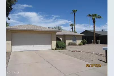 4854 W Cinnabar Avenue, Glendale, AZ 85302 - Photo 2